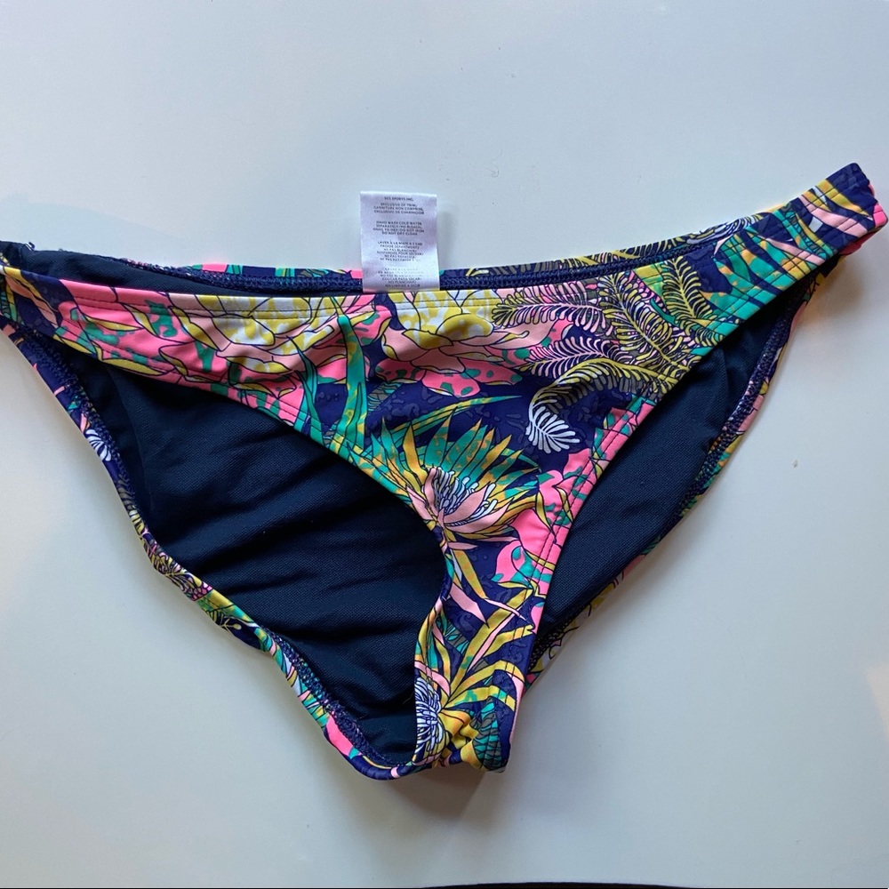 Body Glove bikini set - Picture 2 of 7